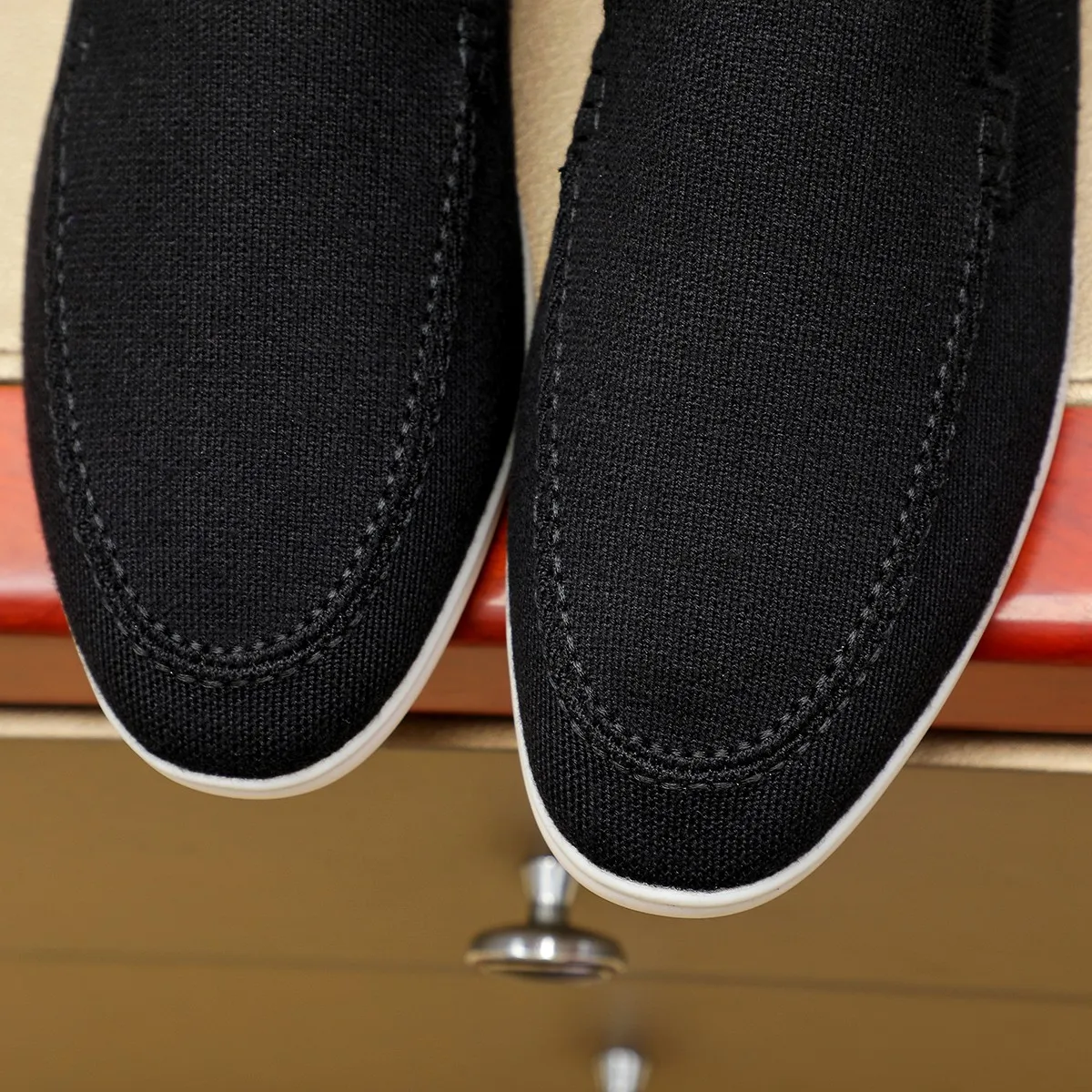 Men's Men's Shoes 💰 400 Loro PIana moccasin made of wish wool fabric. The upper is made of knitted fabric, made on a loom, and then attached to a rubber sole. The Rain System's water-repellent treatment enhances the shoe's functional design, while the suede details give the shoe a sense of elegance and sophistication. Made from Wish, fine wool from Australian and New Zealand Merino sheep 38-44
